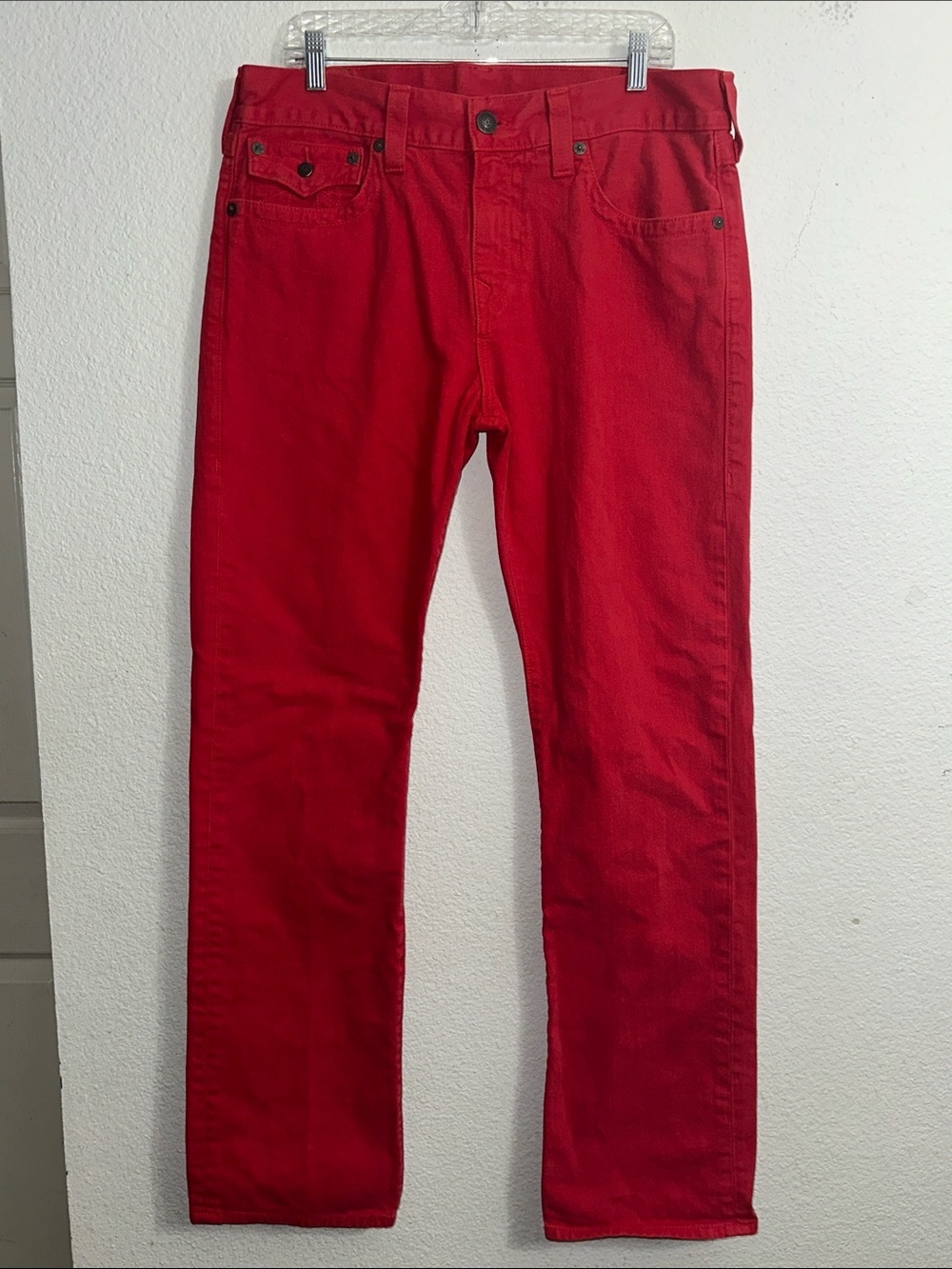 True Religion Red RickyJeans Relaxed Straight Denim Mens Size 34 Cotton